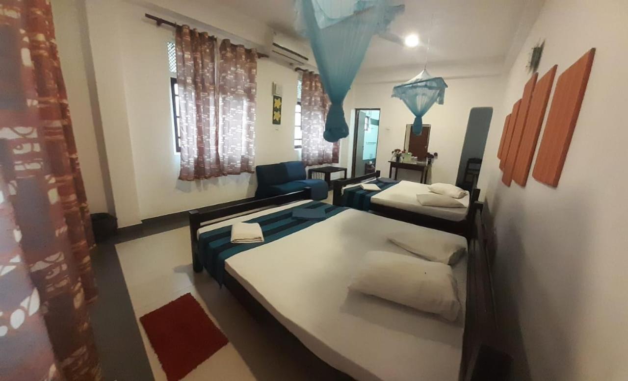 Hotel Senora Kataragama Ngoại thất bức ảnh