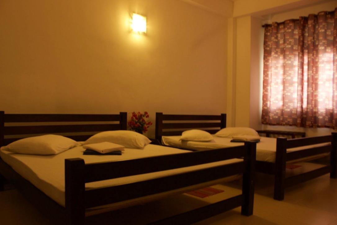 Hotel Senora Kataragama Ngoại thất bức ảnh