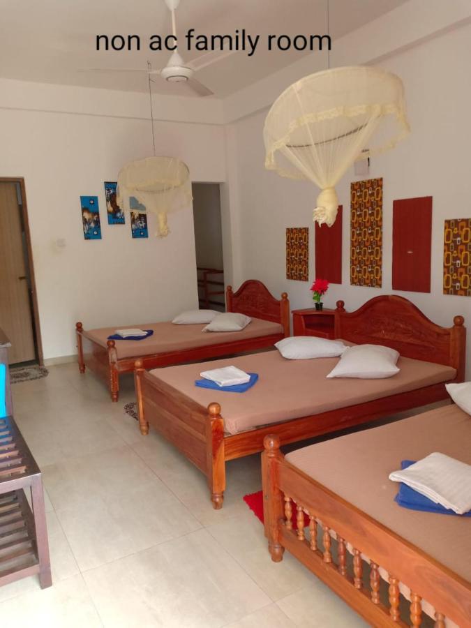 Hotel Senora Kataragama Ngoại thất bức ảnh
