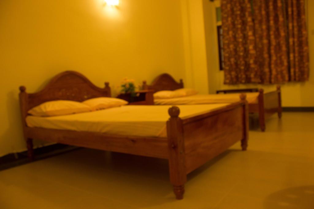 Hotel Senora Kataragama Phòng bức ảnh