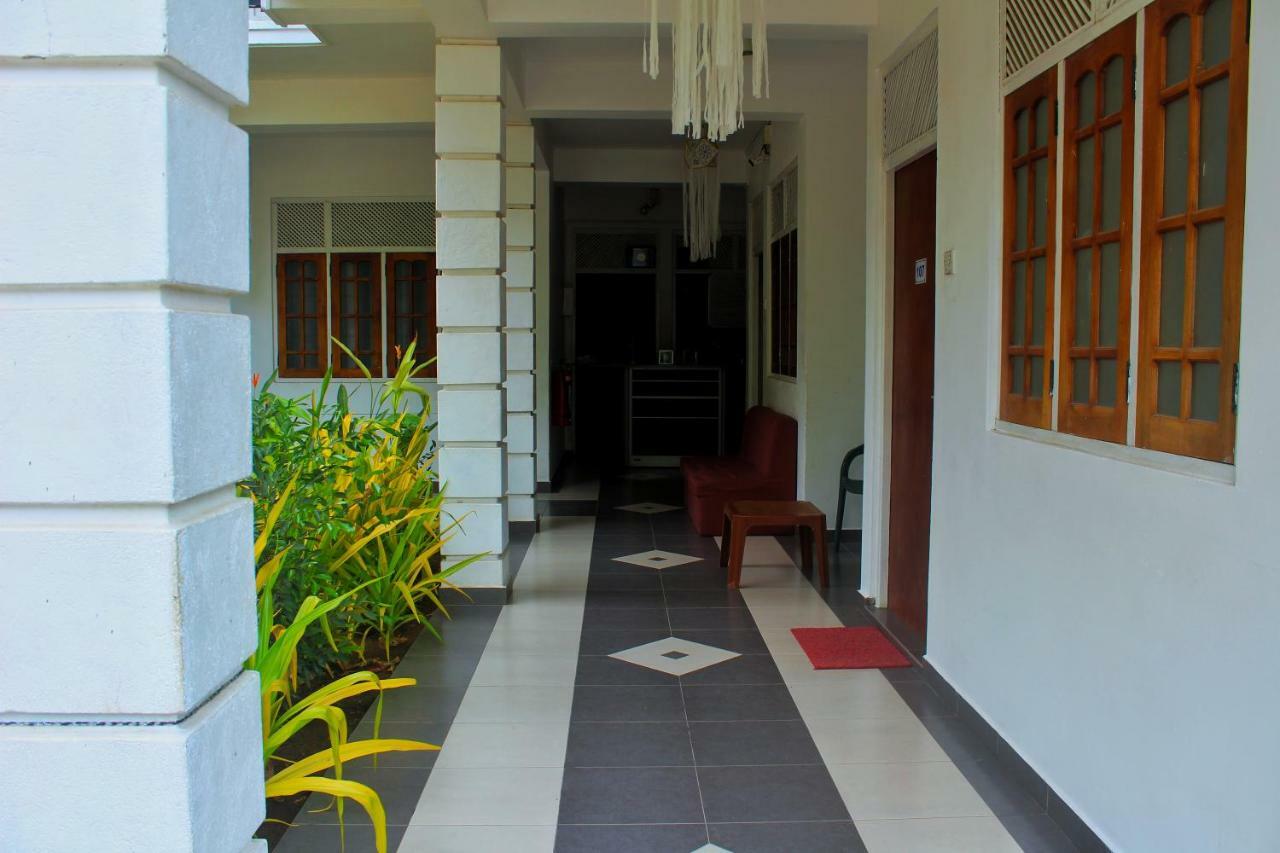 Hotel Senora Kataragama Ngoại thất bức ảnh